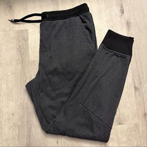American Eagle Joggers